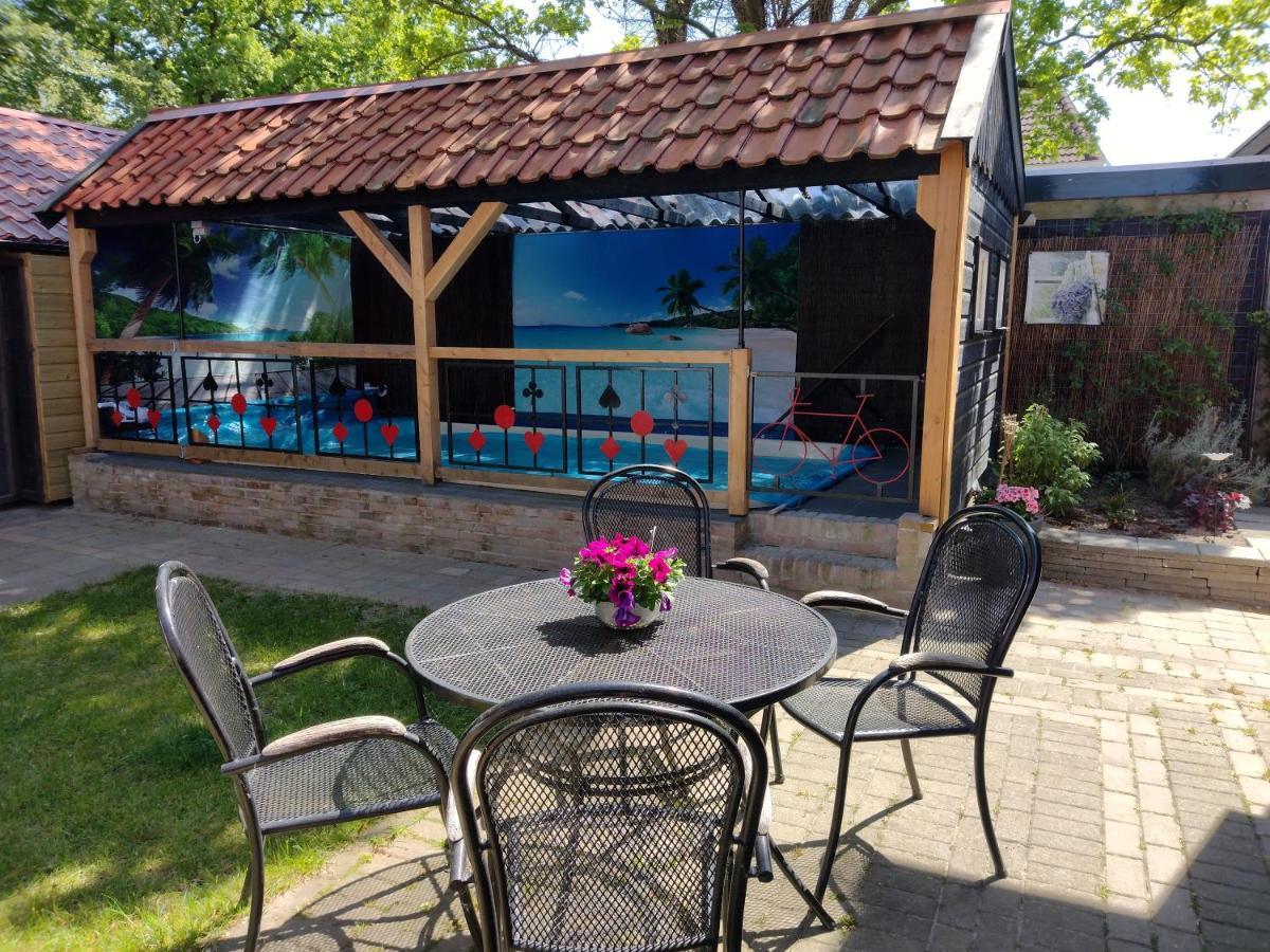 Hartjedalfsen Bed & Breakfast Exterior photo